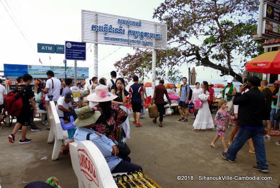 Ferry Schedule between SihanoukVille and the Islands.